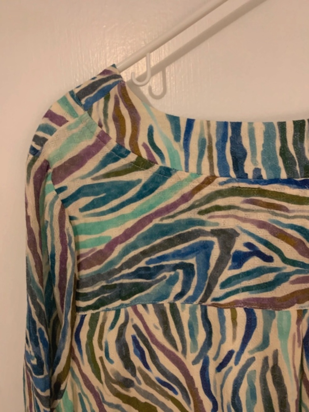 Women dress - Picture 8 of 9